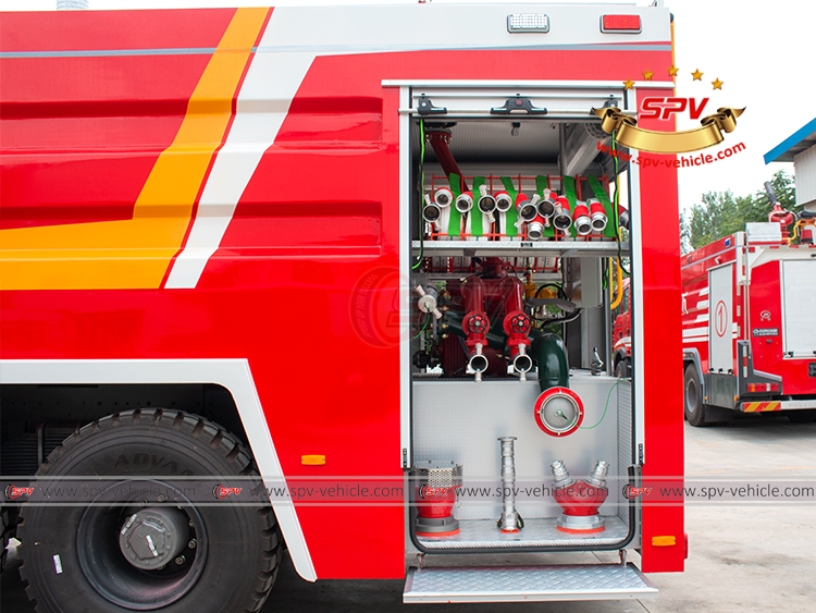 12,000 Litres Off-road Fire Engine Sinotruk - D2